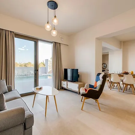 Villa Olive Stone Gennadi
